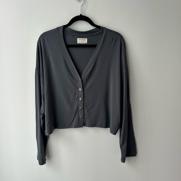 Jackson Rowe Tops - Jackson Rowe cropped relax fit top